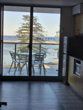 The Entrance Superb Apartment The Entrance NSW with Ocean - Lake Views